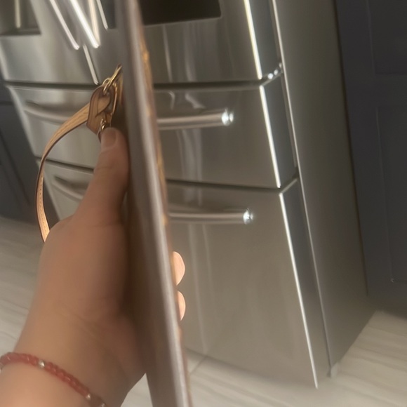 Authentic Louis Vuitton pouch - Picture 6 of 6